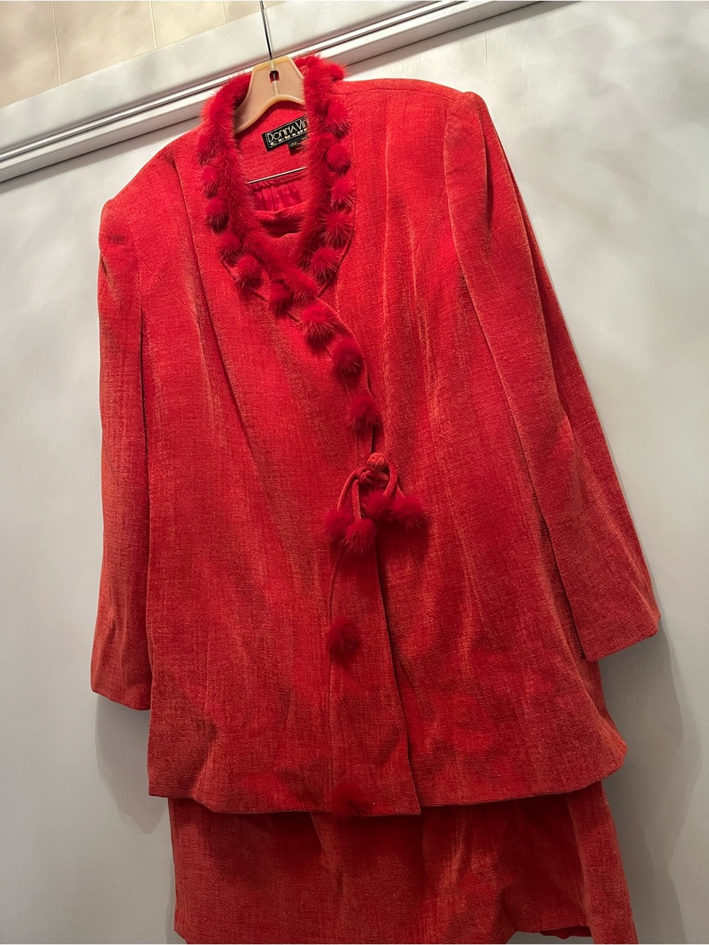 Donna Vinci Red Blazer and skirt with Fur Trim
